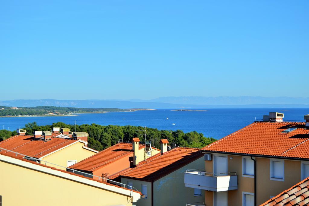Apartments Green Village Premantura Oda fotoğraf